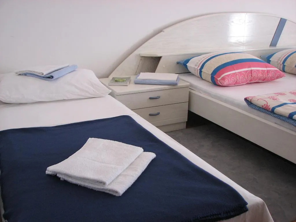 Apartments Tina Crikvenica