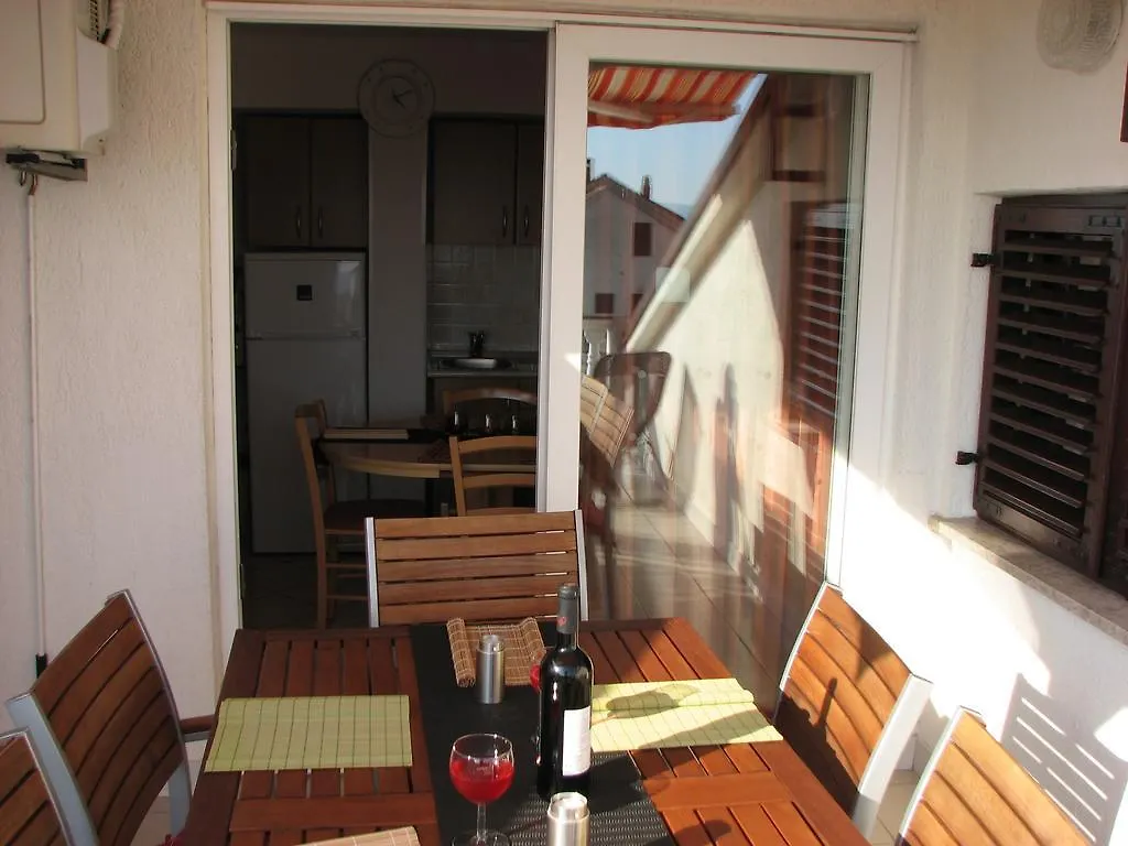 Apartments Tina Crikvenica 0*,  Κροατία